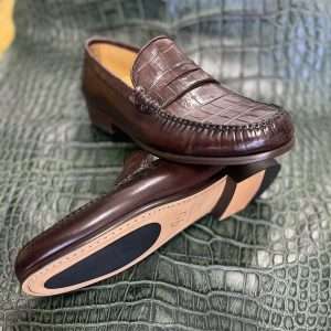 Sixty Cocodrilo con Vacuno Café